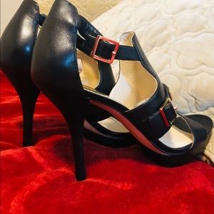 Michael Kors Black Leather Platform Sandals Size 10M